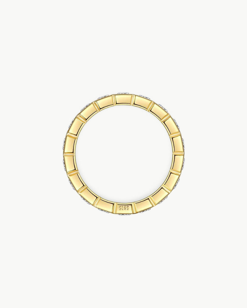Theiaura Bezel Emerald Cut Moissanite Ring - THEIAURA&CO.