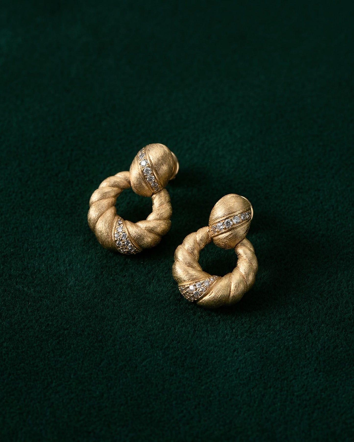 Theiaura Croissant d'Or Drop Earrings - THEIAURA&CO.