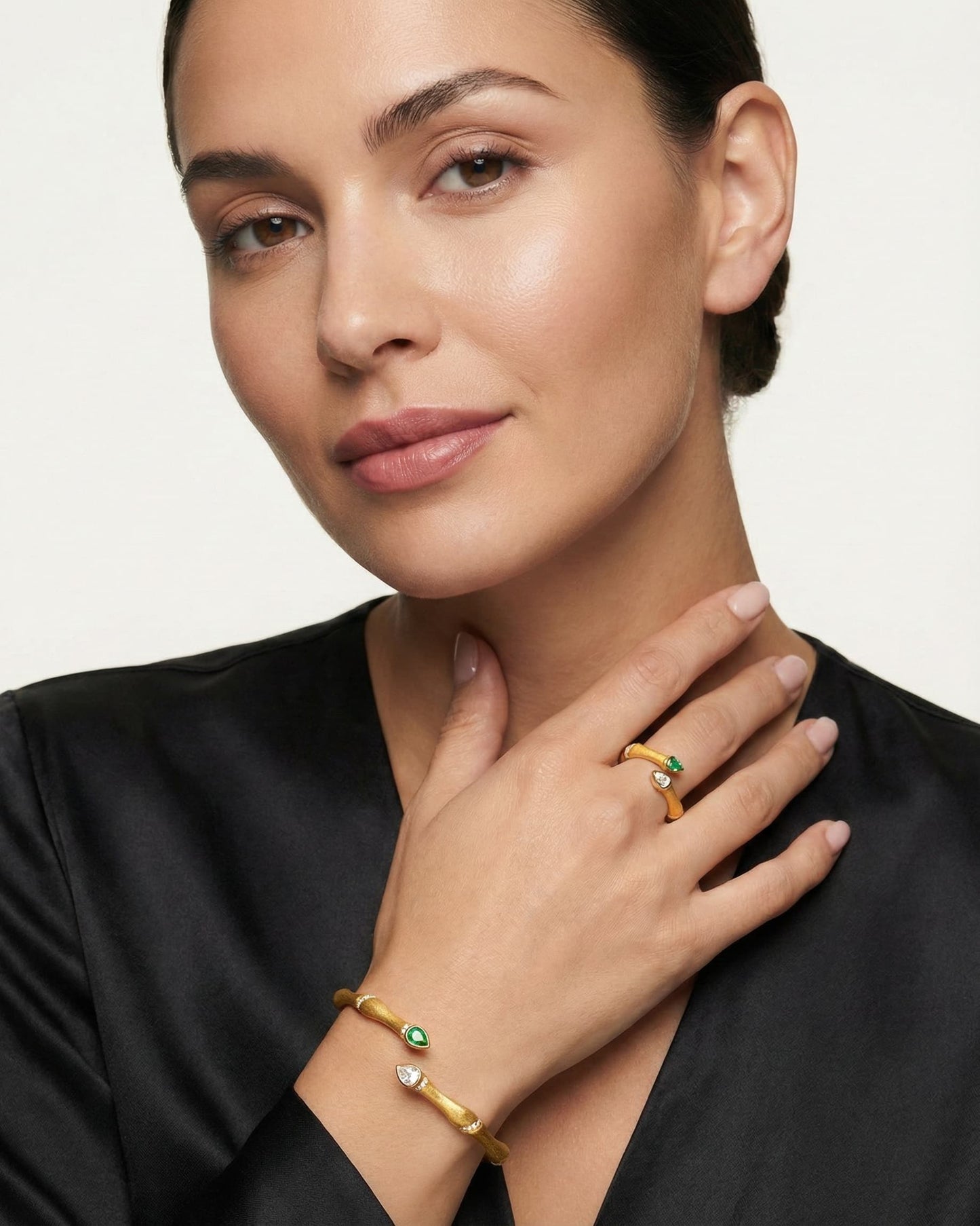 Theiaura Emerald Duet Cuff - THEIAURA&CO.