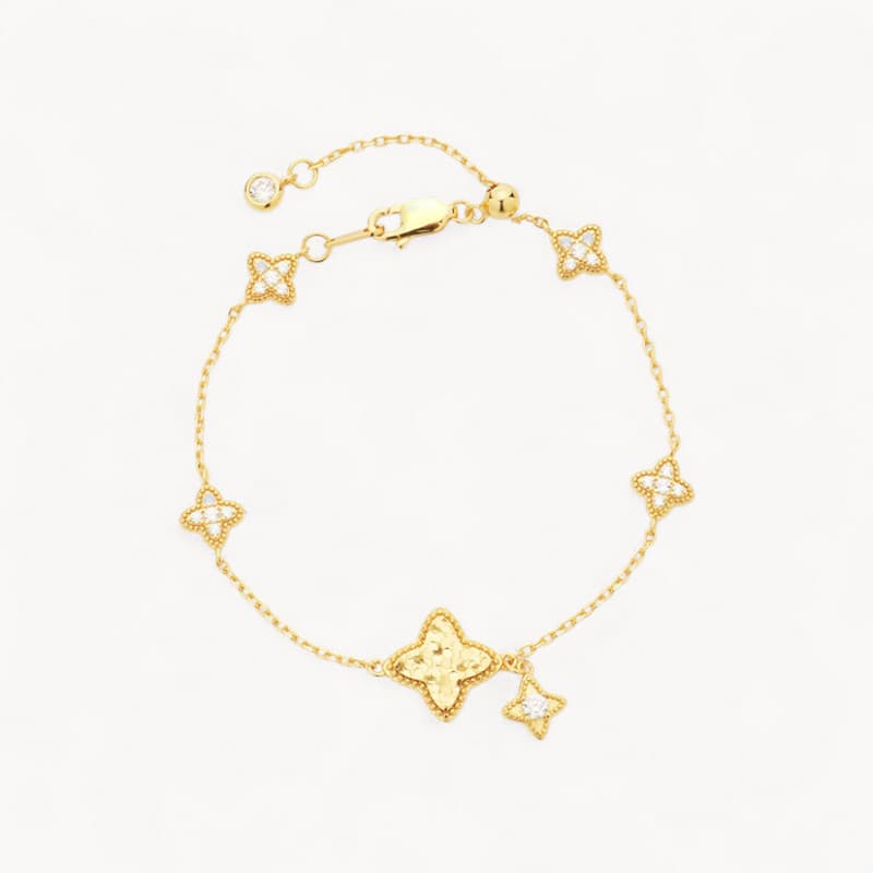 Theiaura Golden Clover Bracelet