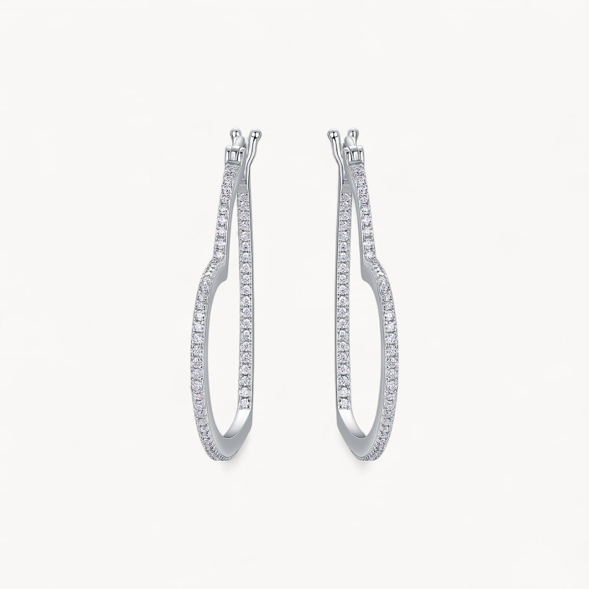 Theiaura Heart-beating Moment Pavé Moissanite Hoop Earrings - THEIAURA&CO.