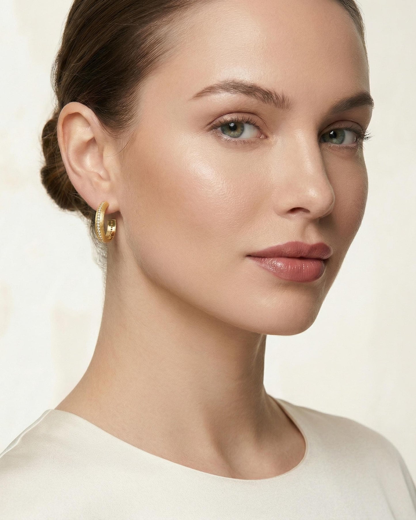Theiaura Luminare Hoop Earrings - THEIAURA&CO.