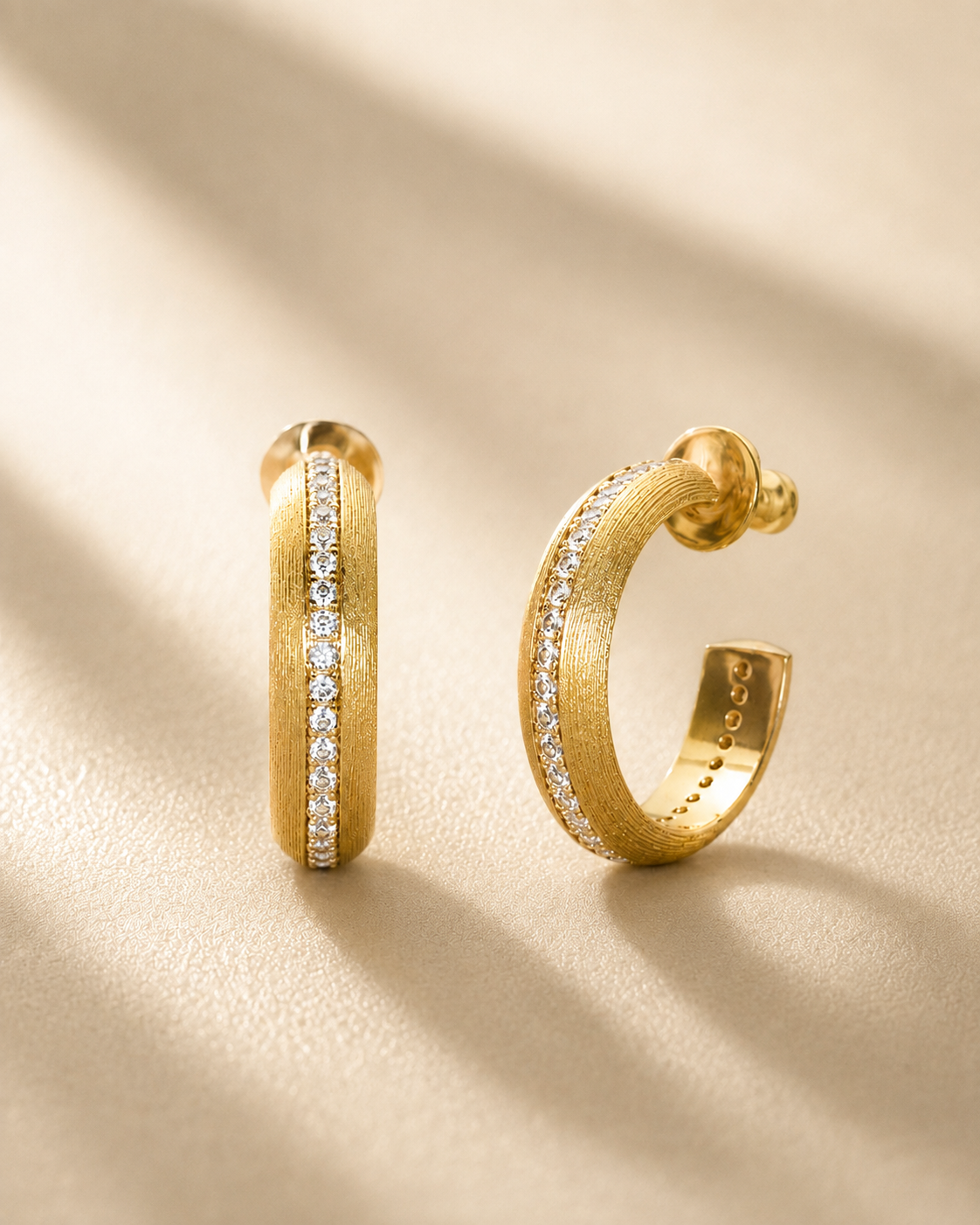 Theiaura Luminare Hoop Earrings - THEIAURA&CO.