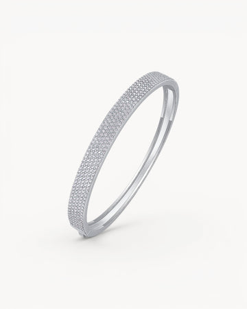 Theiaura Luxe Moissanite Bangle Bracelet – Pavé Sparkle Edition - THEIAURA&CO.