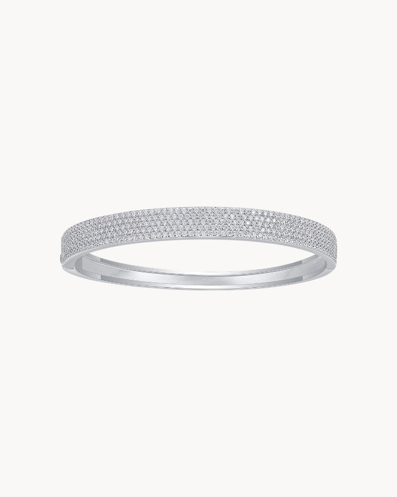 Theiaura Luxe Moissanite Bangle Bracelet – Pavé Sparkle Edition - THEIAURA&CO.