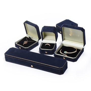 Theiaura Signature Velvet Jewelry Box - THEIAURA&CO.