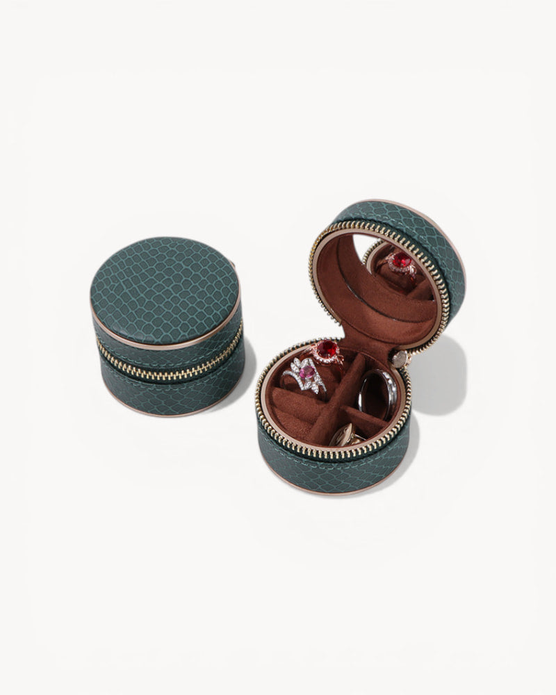 Theiaura Petite Croc Travel Case - THEIAURA&CO.