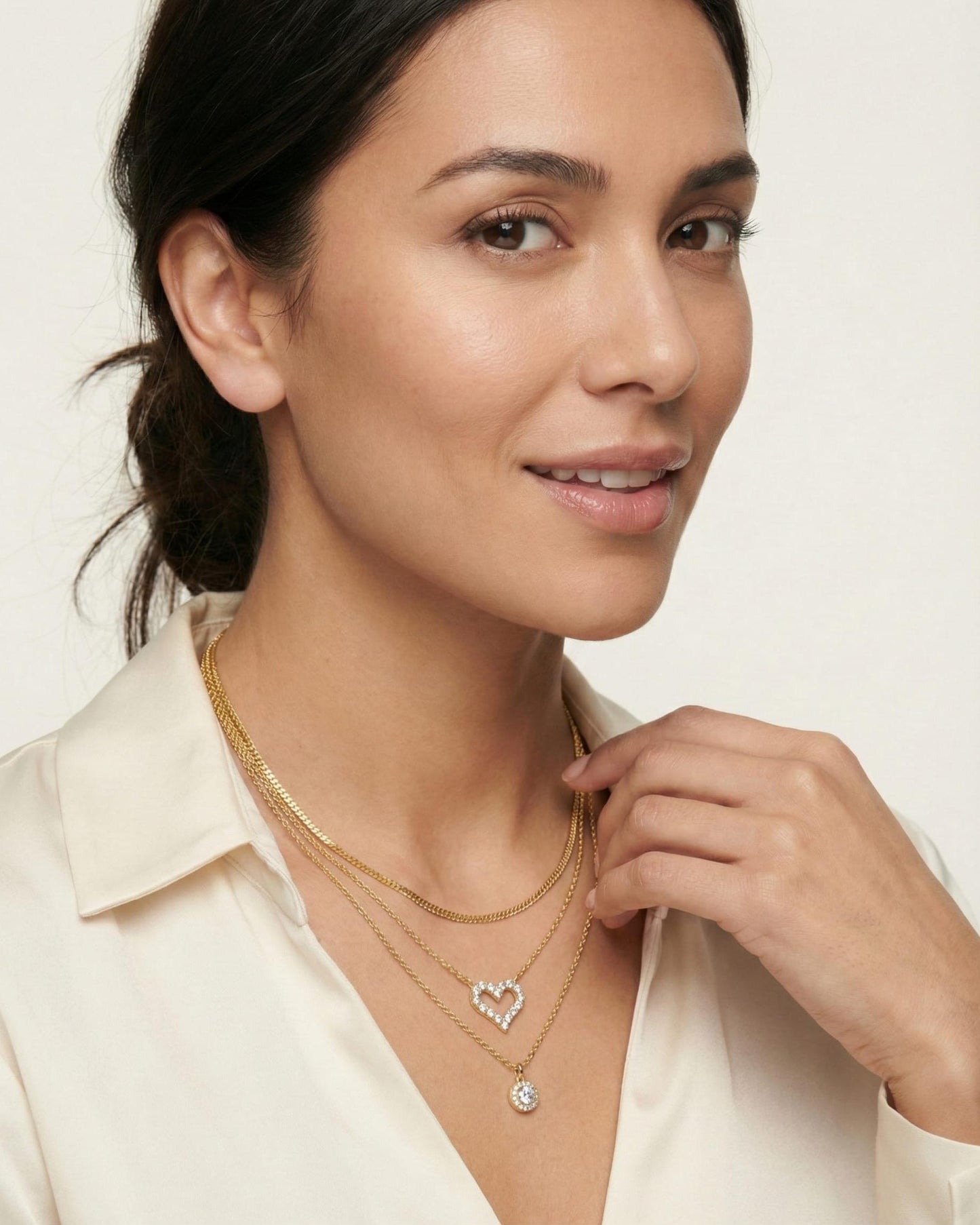 Theiaura Round and Heart Pavé Moissanite Necklace Set - THEIAURA&CO.