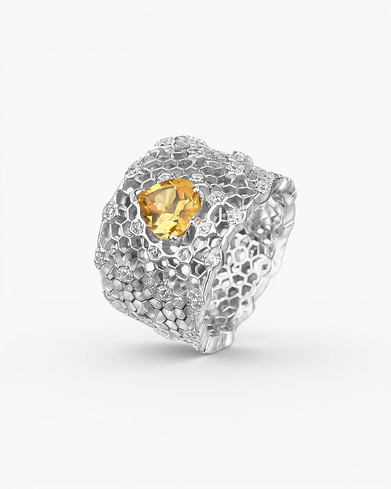 Theiaura Starlace Ring