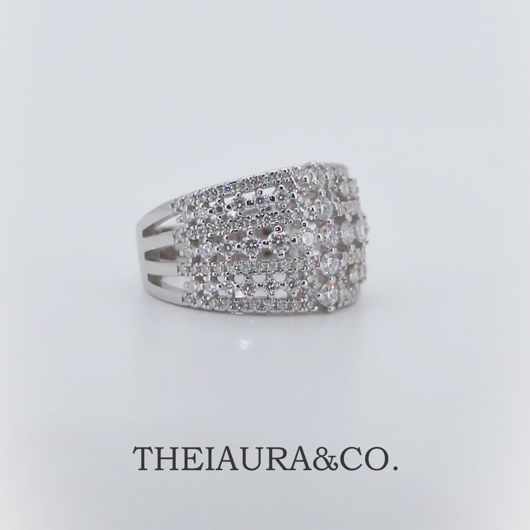 Theiaura Etoile Moissanite Ring - THEIAURA&CO.