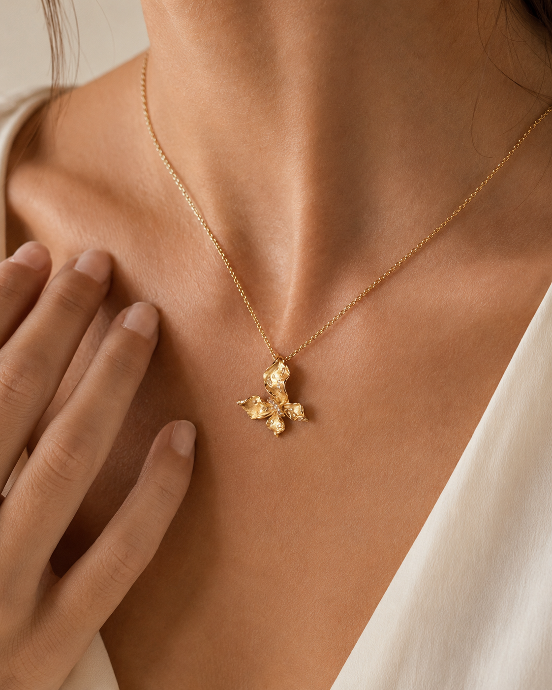 Theiaura Aurielle Butterfly Pendant Necklace - THEIAURA & CO.