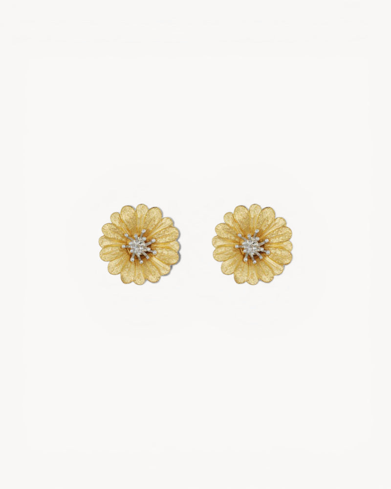 Theiaura Daisy Bloom Stud Earrings - THEIAURA&CO.