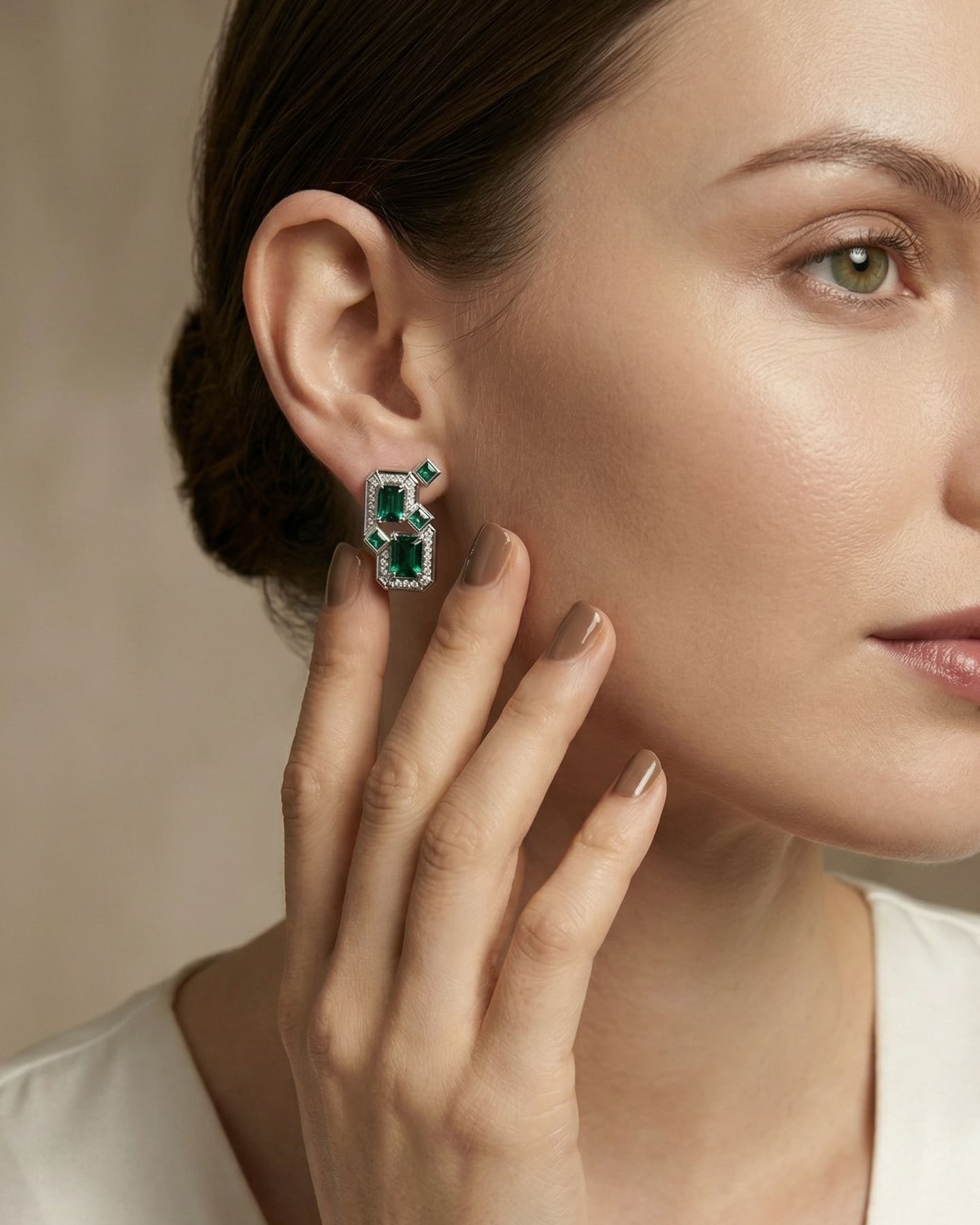 Theiaura Emerald Prism Drop Earrings - THEIAURA&CO.