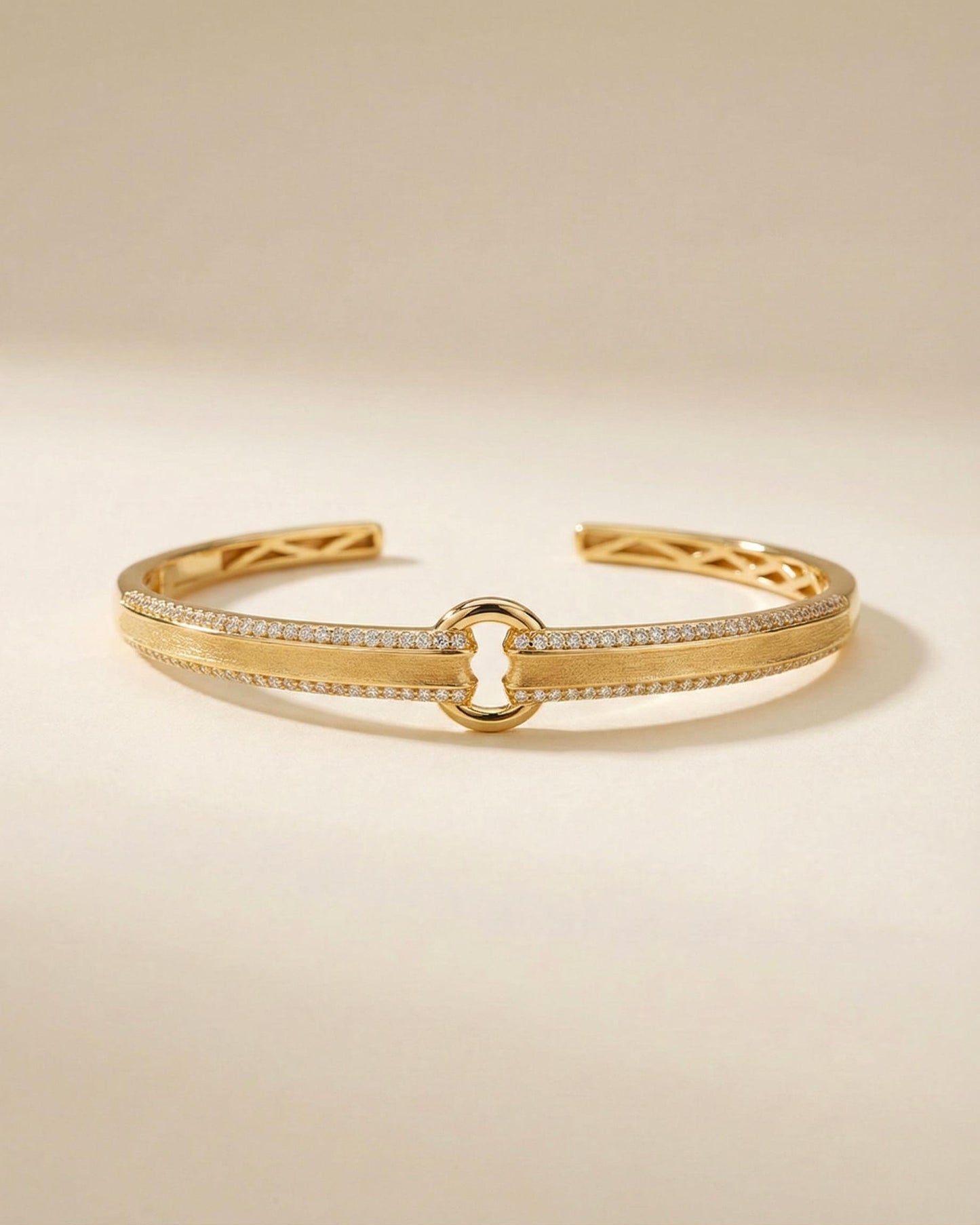 Theiaura Equestrian Arc Bracelet