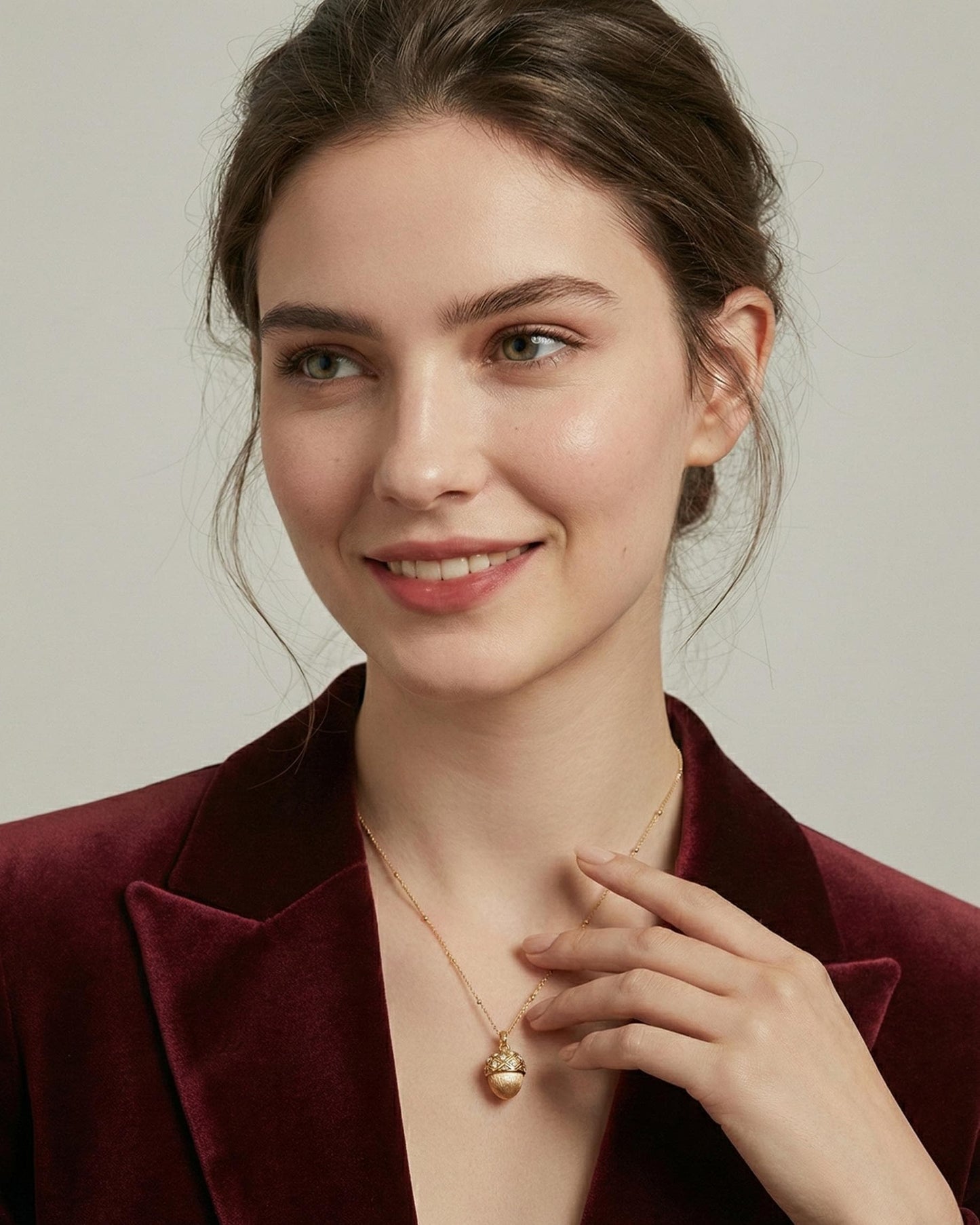 Theiaura Golden Acorn Pendant Necklace - THEIAURA&CO.