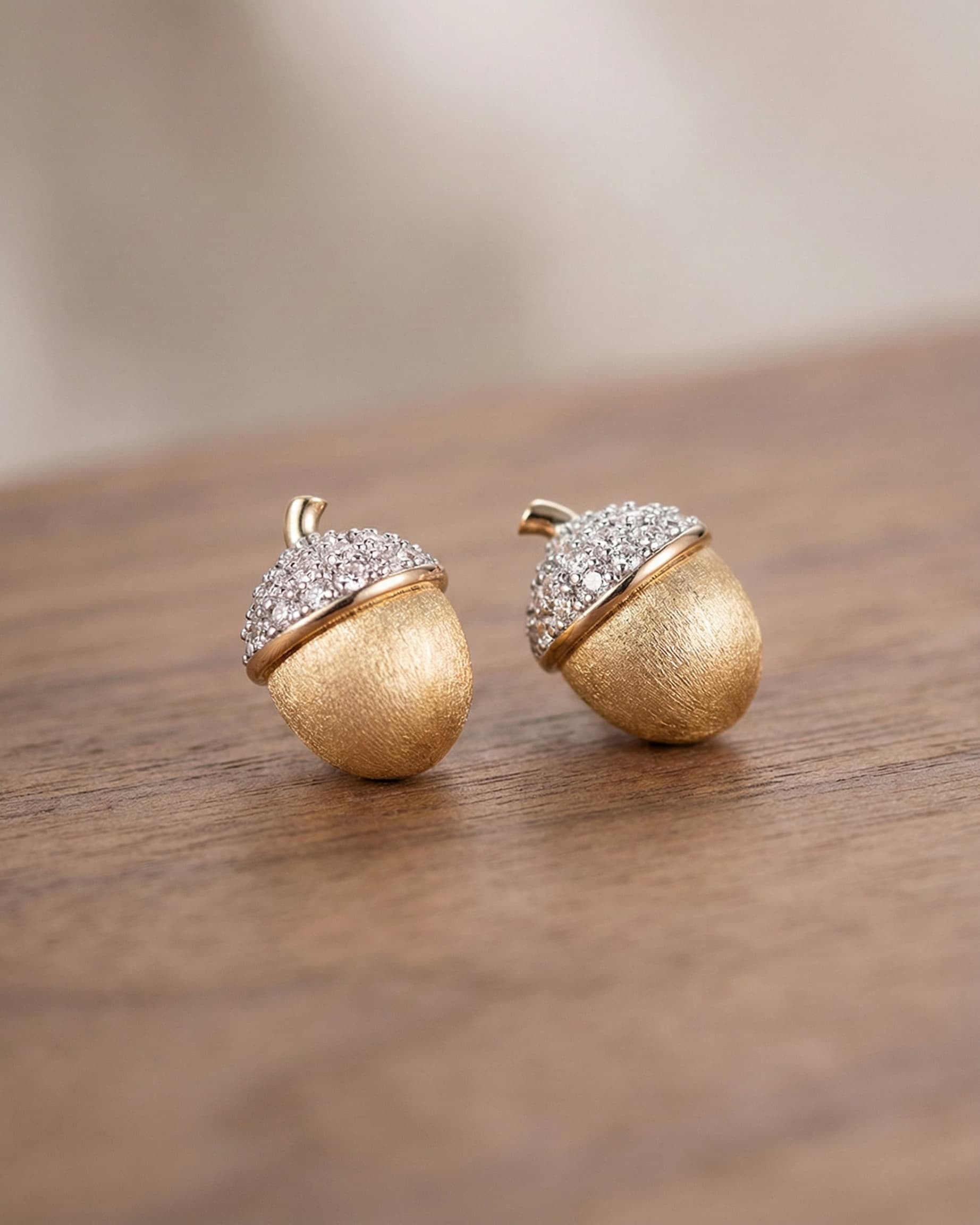 Theiaura Golden Acorn Stud Earrings - THEIAURA&CO.