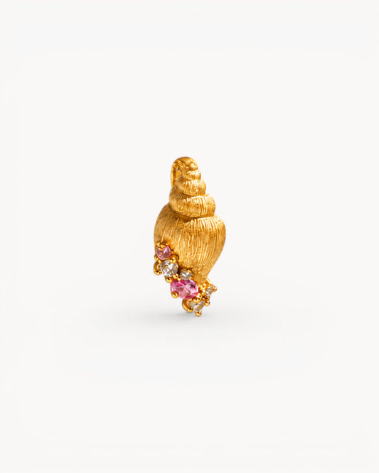 Theiaura Golden Tide Conch Charm - THEIAURA & CO.