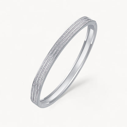 Theiaura Luxe Moissanite Bangle Bracelet - THEIAURA&CO.