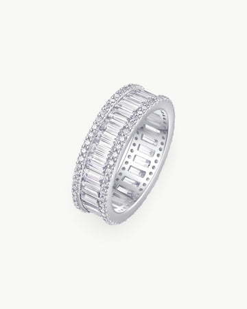 Theiaura Luxe Emerald Cut Moissanite Ring - THEIAURA&CO.