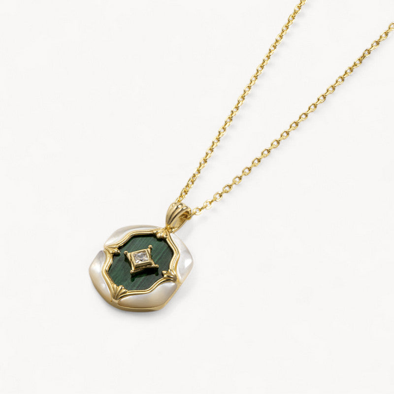 Theiaura Verde Grace Pendant Necklace