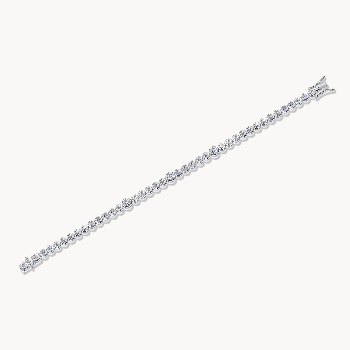 Theiaura Moissanite Bezel Tennis Bracelet (4.3 - 4.9 Ct. Tw.) - THEIAURA&CO.