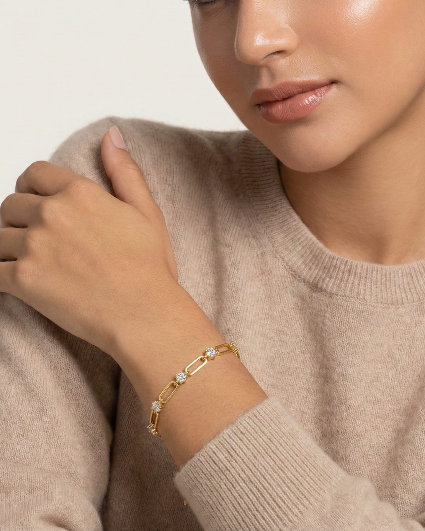 Theiaura Bracciale a catena Paperclip con Moissanite