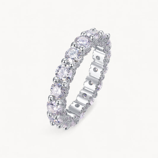 Theiaura Pavé Moissanite Ring (5.5 Ct. Tw.) - THEIAURA&CO.
