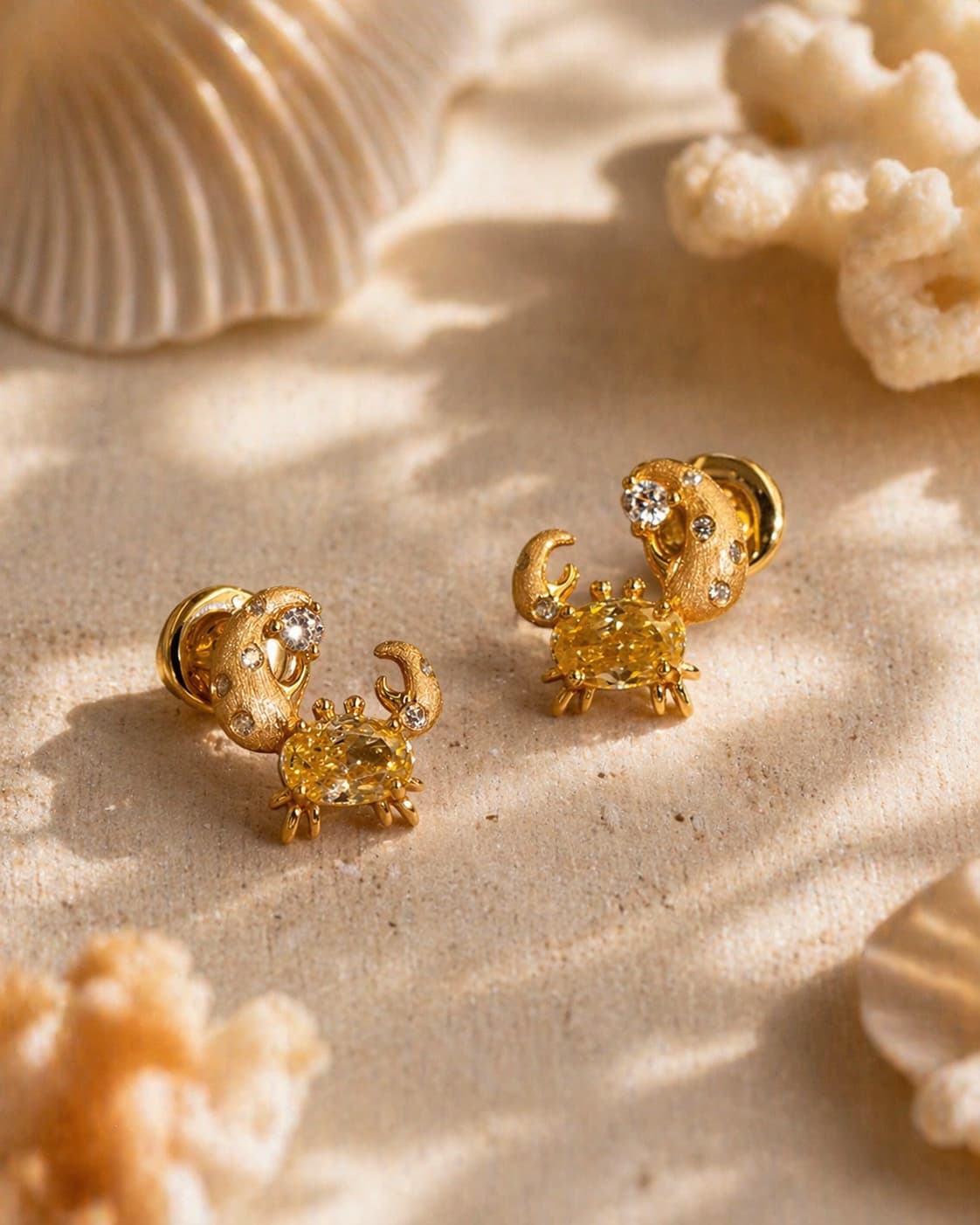 Theiaura Tidal d’Or Crab Stud Earrings