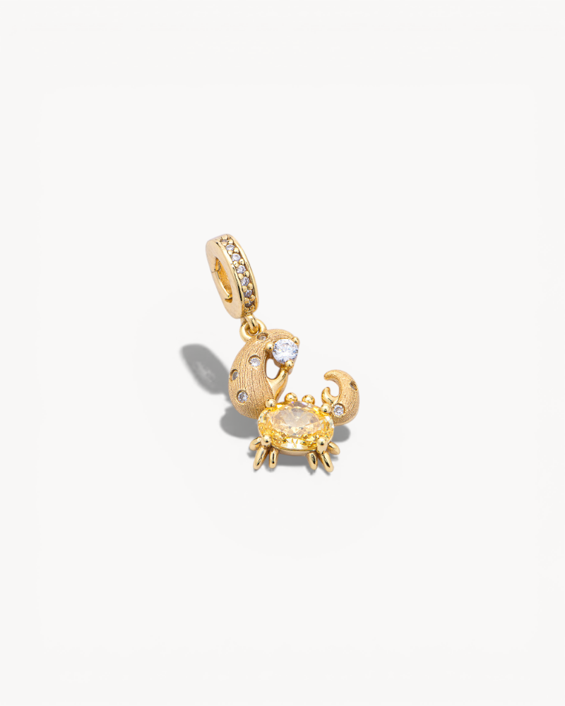 Theiaura Tidal d’Or Crab Pendant Necklace - THEIAURA&CO.