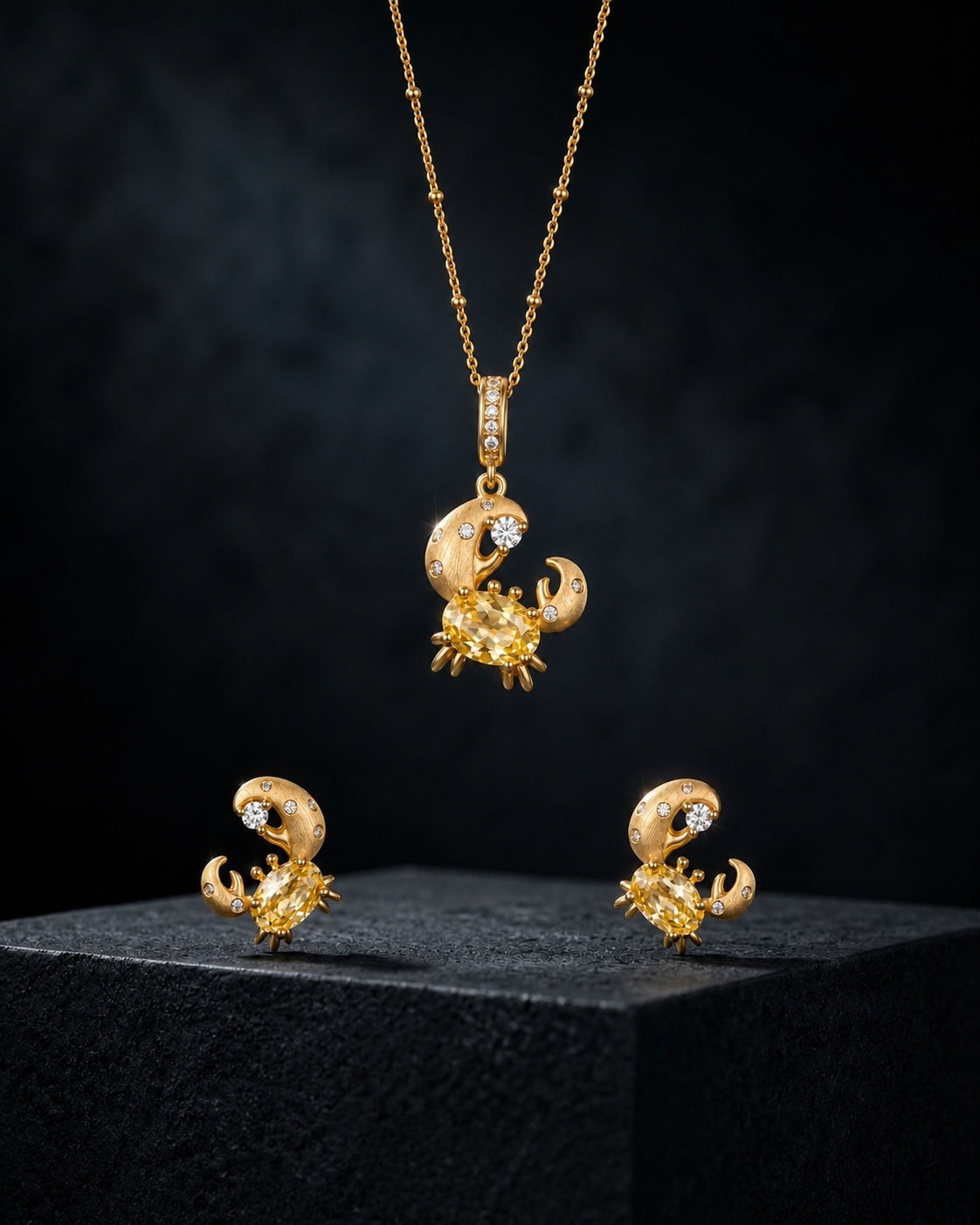 Theiaura Golden Tide Crab Charm - THEIAURA & CO.