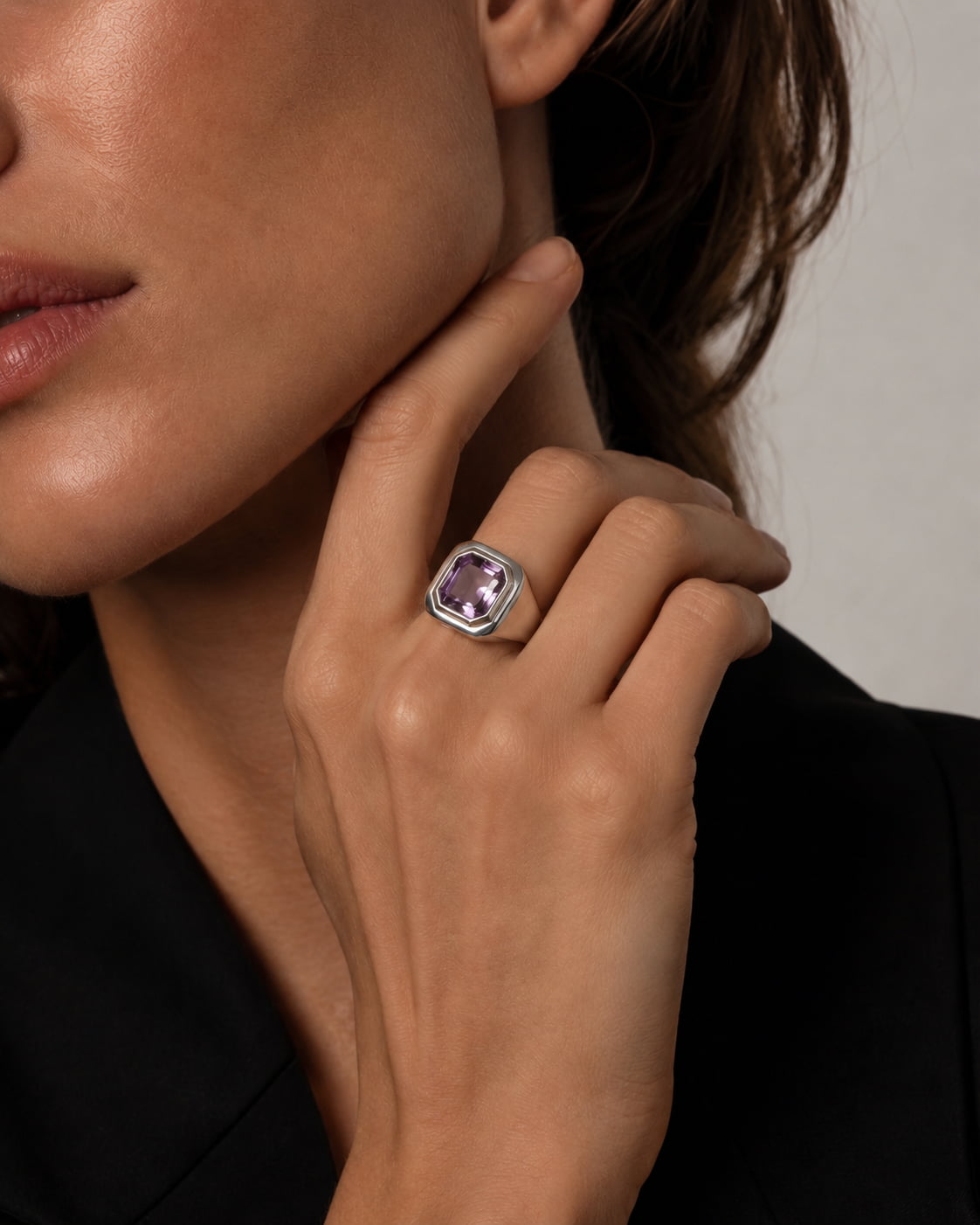 Theiaura Prism Signet Ring