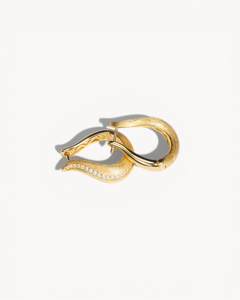 Theiaura Vague d'Or Hoop Earrings - THEIAURA&CO.