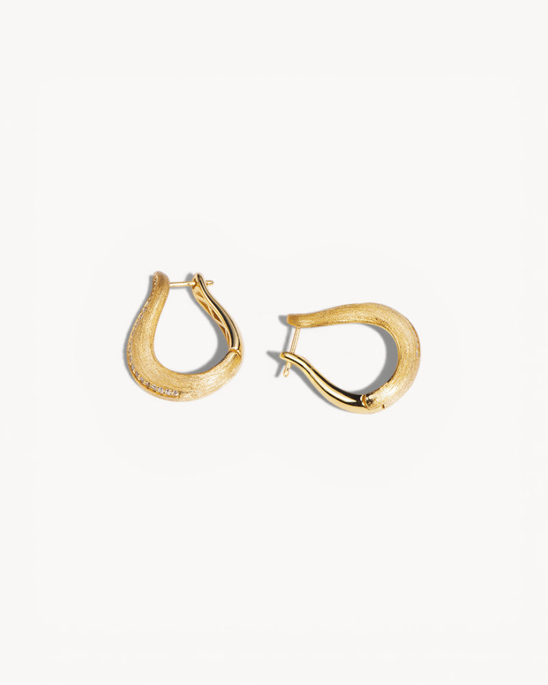 Theiaura Vague d'Or Hoop Earrings - THEIAURA&CO.