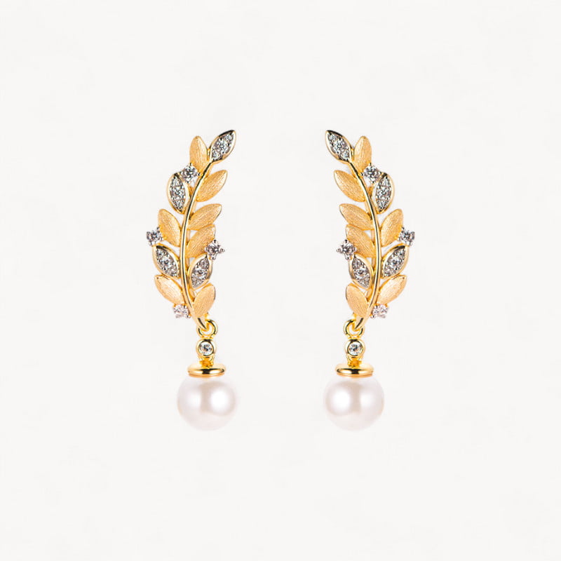 Theiaura Wheat Pearl Detachable Earrings