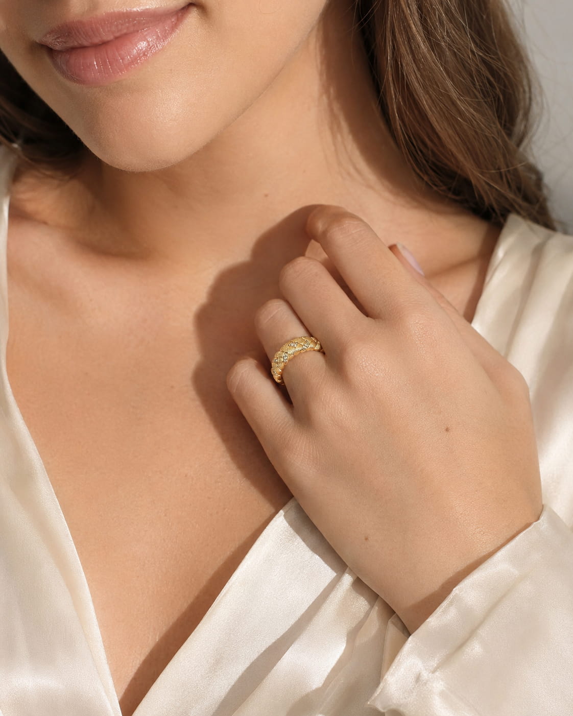 Theiaura Woven Wheat Ring