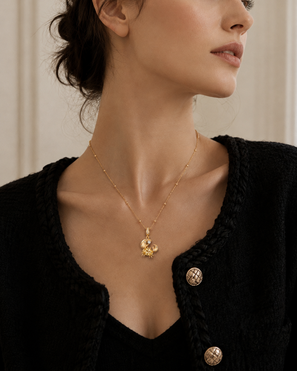 Theiaura Golden Tide Crab Charm