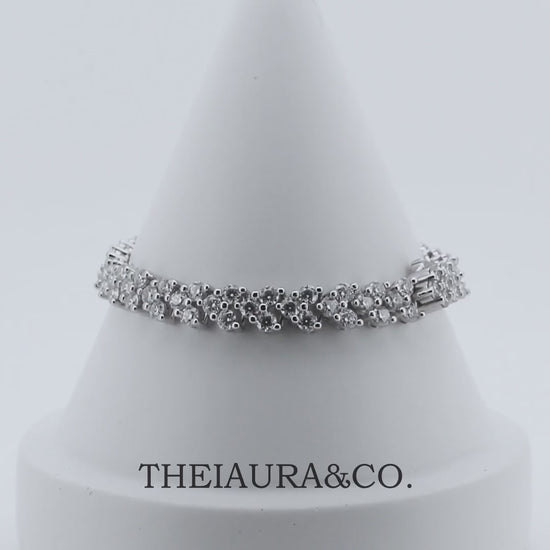 Theiaura Soleil Moissanite Tennis Bracelet (9.0 Ct. Tw.) - THEIAURA&CO.