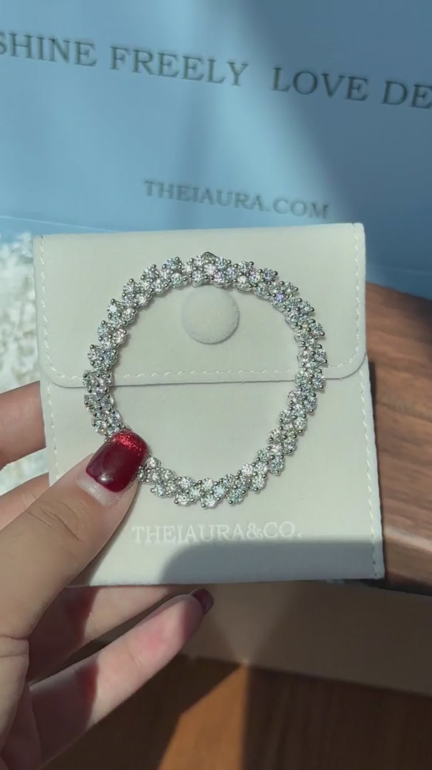 Theiaura Soleil Moissanite Tennis Bracelet (9.0 Ct. Tw.) - THEIAURA&CO.