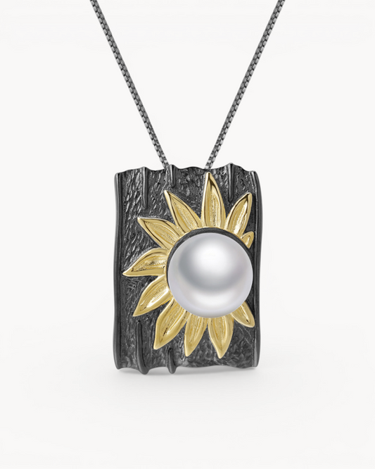 Theiaura Solar Bloom Pearl Pendant Necklace with a luminous freshwater pearl